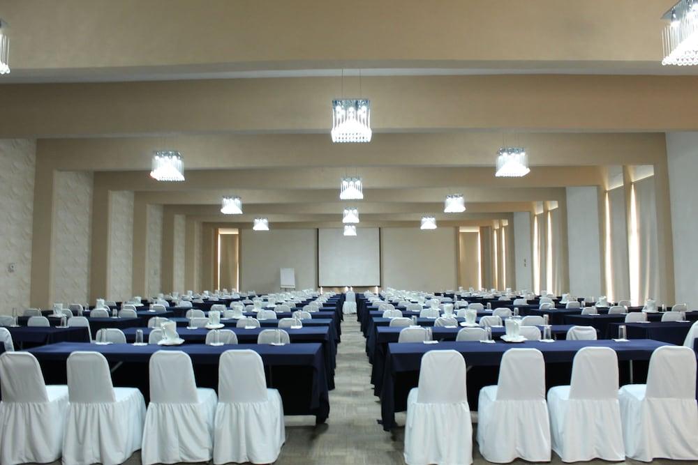 Hotel Las Trojes Ακουασκαλιέντες Εξωτερικό φωτογραφία